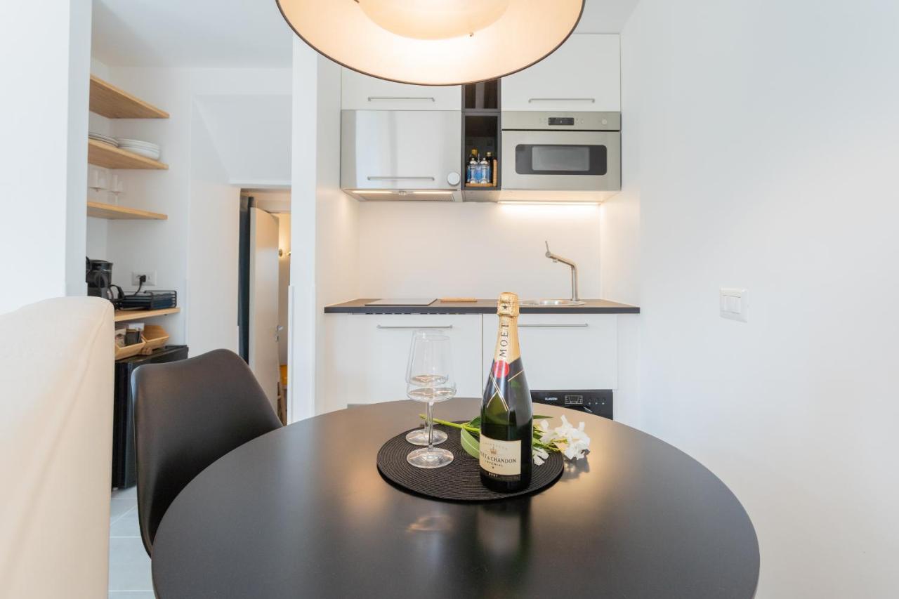 P Terrace - Lake View By Rent All Como Laglio Exterior foto